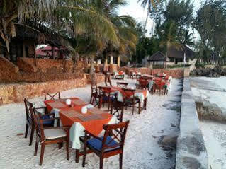 Swahili Villa Coco 2Br Apartment 700M To Beach Mombasa Dış mekan fotoğraf
