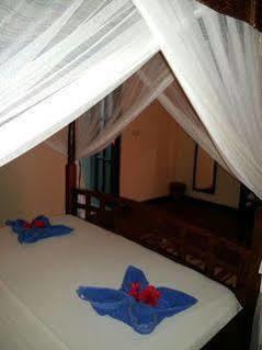 Swahili Villa Coco 2Br Apartment 700M To Beach Mombasa Dış mekan fotoğraf